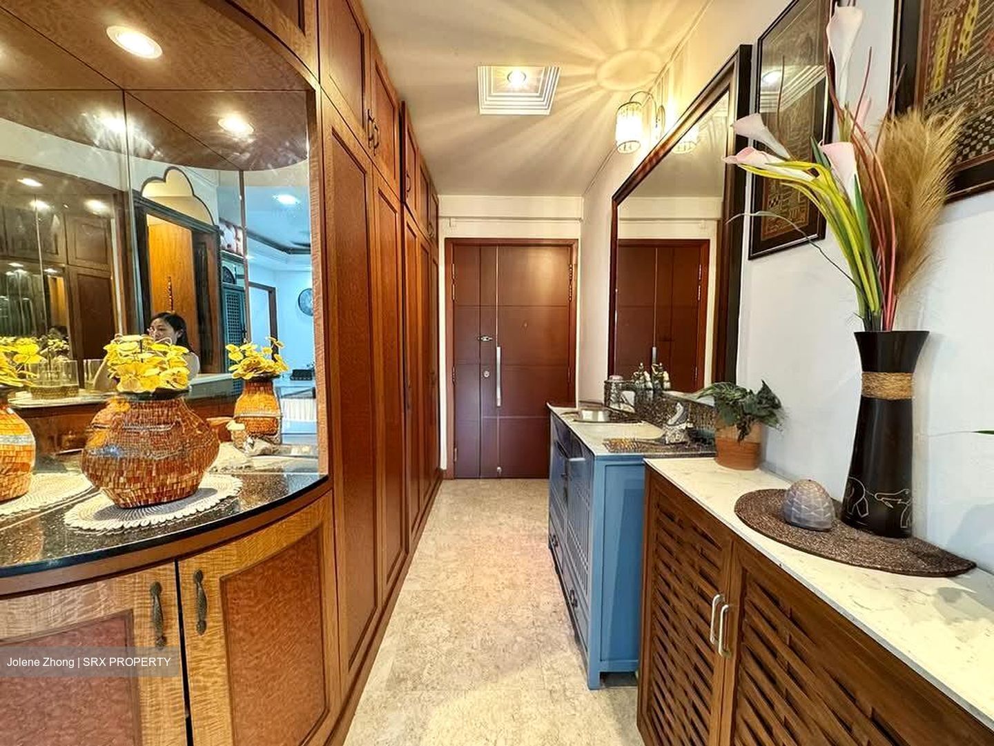 Cote D'Azur (D15), Condominium #578859321